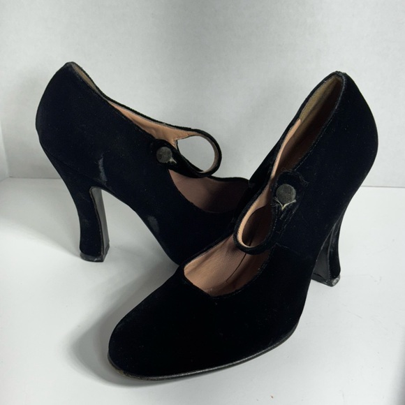 Prada Mary Jane Crushed Velvet Heels Women’s Size 38 - Picture 3 of 15